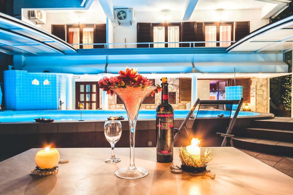 Villa Roses Apartments & Wellness Ičići Eksteriør bilde