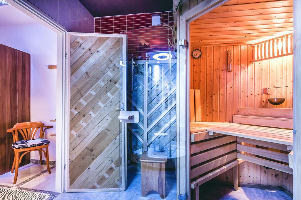 Villa Roses Apartments & Wellness Ičići Eksteriør bilde