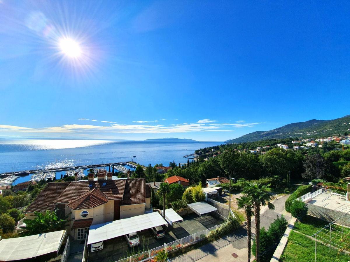 Villa Roses Apartments & Wellness Ičići Eksteriør bilde